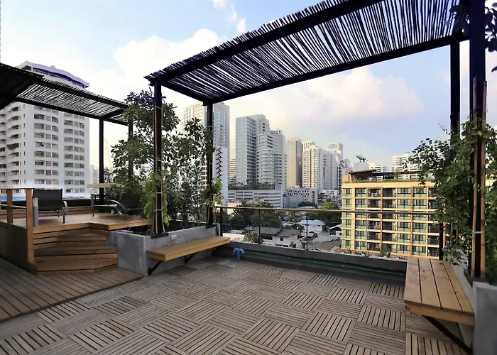 3 star hotel: Tints Of Blue Hotel