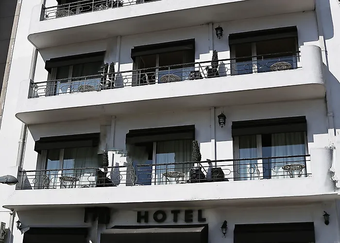 Hotel near College: Hotel Tremo Forestal