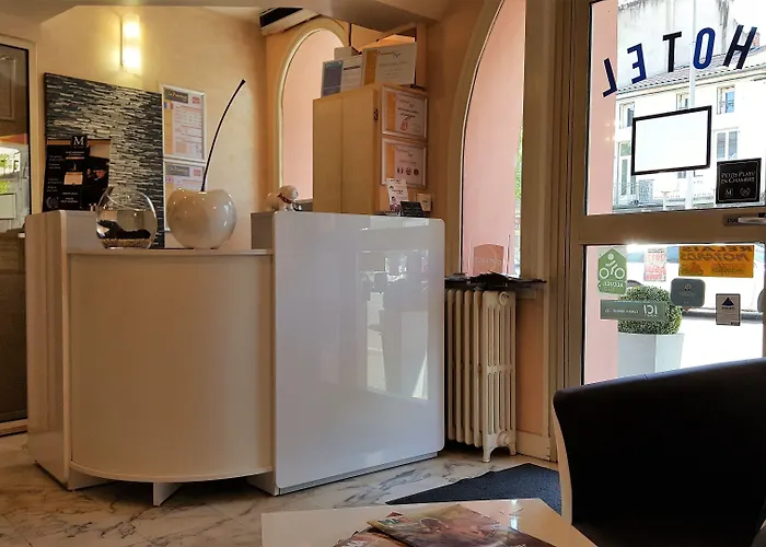 Hôtel accueillant les animaux: Contact Hotel Le Provence