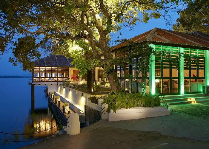 Ekho Lake House - From Colonial Bungalow To Royal Retreat