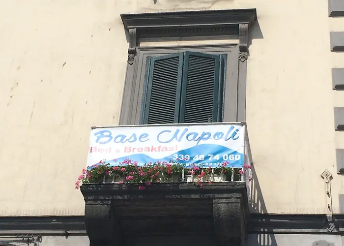 Hotel con tennis: Base Napoli Mergellina