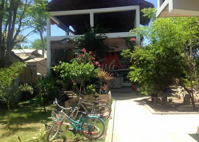 Gili Beach Bum