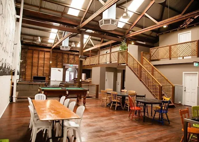 Central hotel: Fremantle Hostel