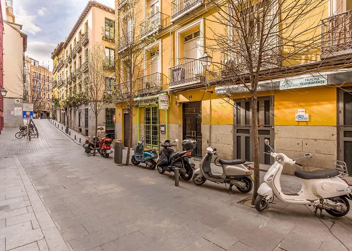 Alojamento com o café da manhã Apenas: Hostal Met Madrid