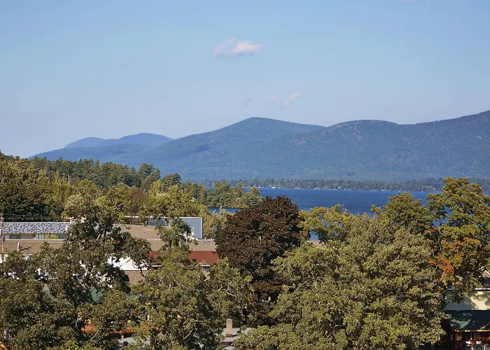 Courtyard By Marriott Lake George
