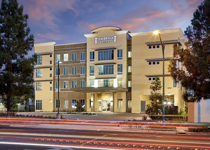 Pet Friendly hotel: Staybridge Suites Anaheim At The Park By Ihg