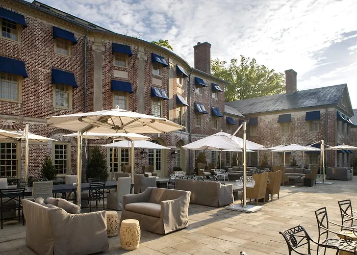 Williamsburg Inn, An Official Colonial Williamsburg Hotel