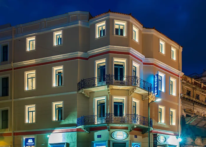 Luxury hotel only: Lotus Center Inn