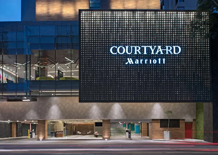 Hotel 5 Estrellas Courtyard By Marriott Guatemala City