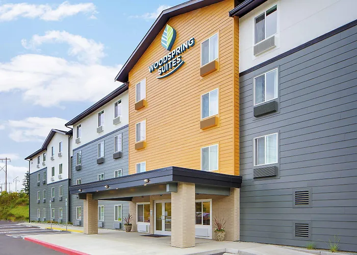 Cheap hotel: Woodspring Suites Seattle Everett