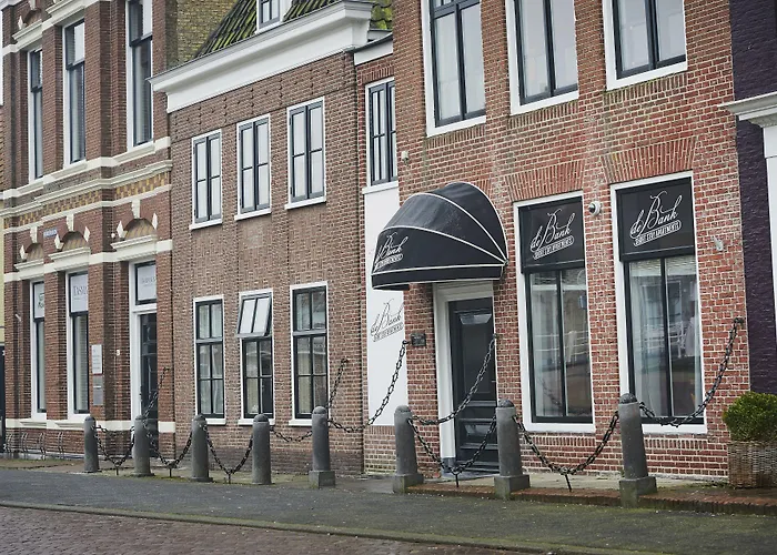 BANK - Hotel