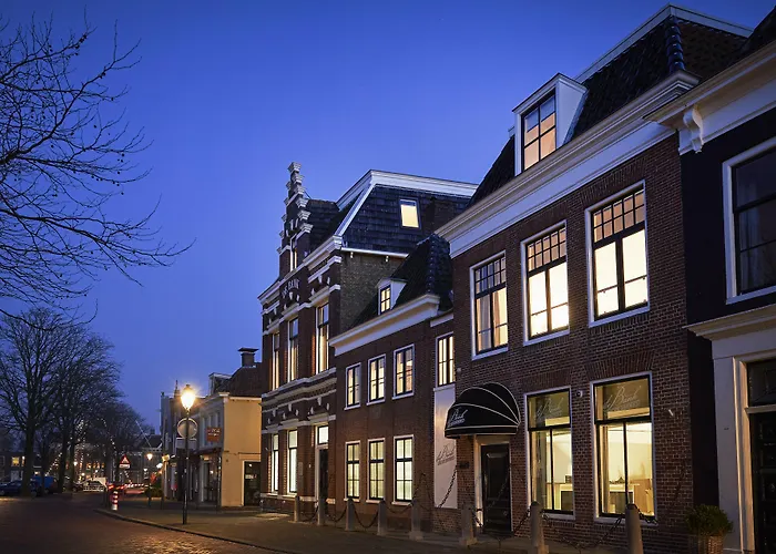 BANK - Hotel