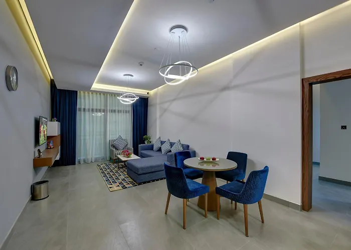 Abar Hotel s Dip-1