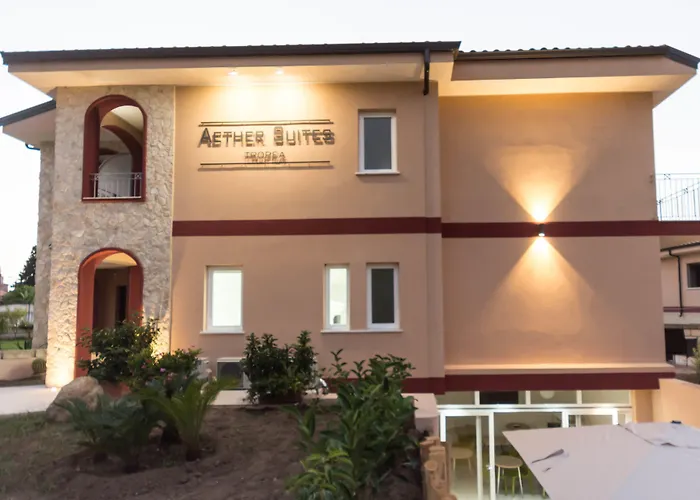 4-Sterne-Hotel: Aether Suites Tropea - Free Private Parking
