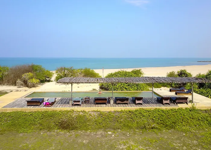 Elements Beach & Nature Resort