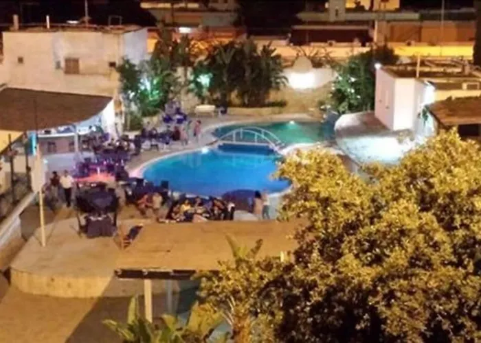 Hotel 3 stelle: Gatto Bianco Casalabate