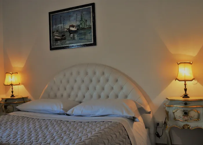 Hotel 4 stelle: B&B Pergolesi