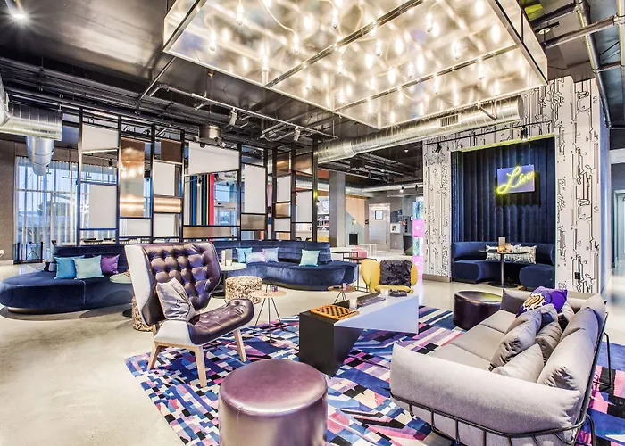 Aloft Dallas Arlington Entertainment District
