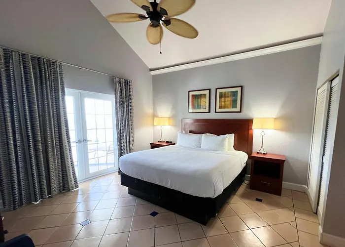 Bluebeard'S Castle Resort