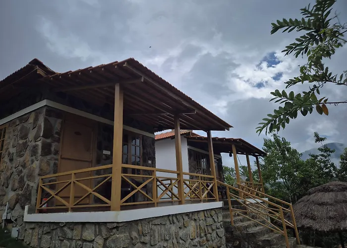 Zacs Valley & Wellness Retreat