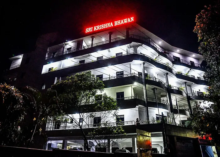 3 star hotel: Sri Krishna Bhavan Hotel Hatton