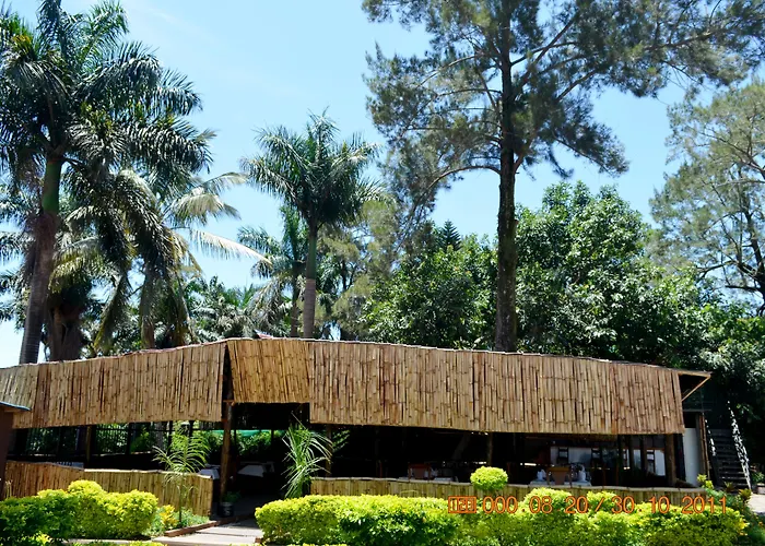 4 star hotel: Saffron Beach Bistro And Cottages