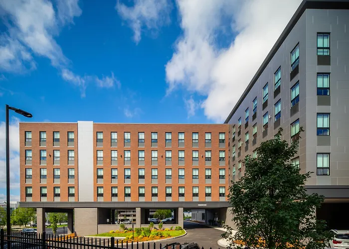 Hotel near College: Residence Inn By Marriott Boston Waltham