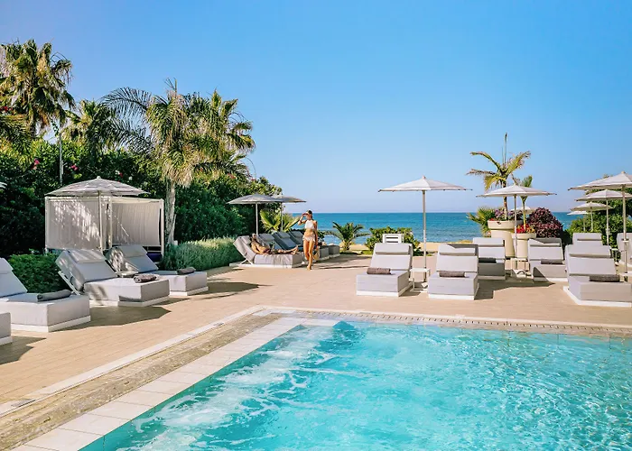 Hotel dichtbij College: Ivi Mare - Designed For Adults By Louis Hotels