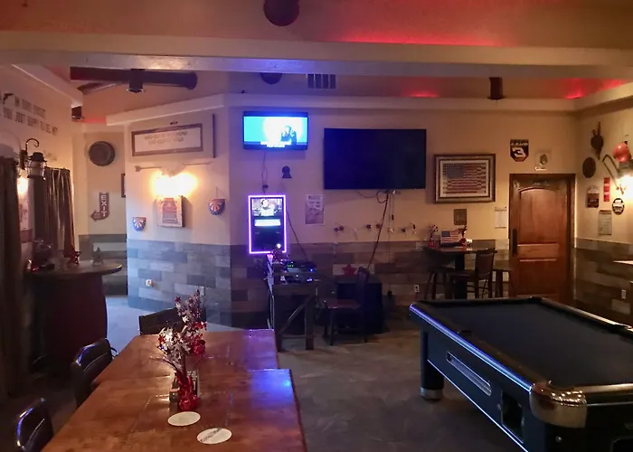 Hotel: Economy Guest Village