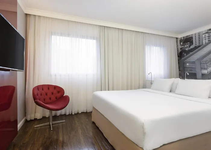 Luxury hotel only: Mercure Sao Paulo Paulista