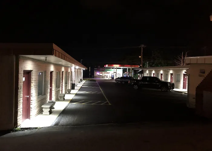 Motel: Heritage Inn