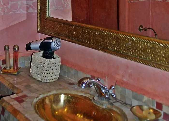 3 star hotel: Riad Amiris