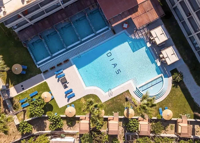 Dias Studios & Suites