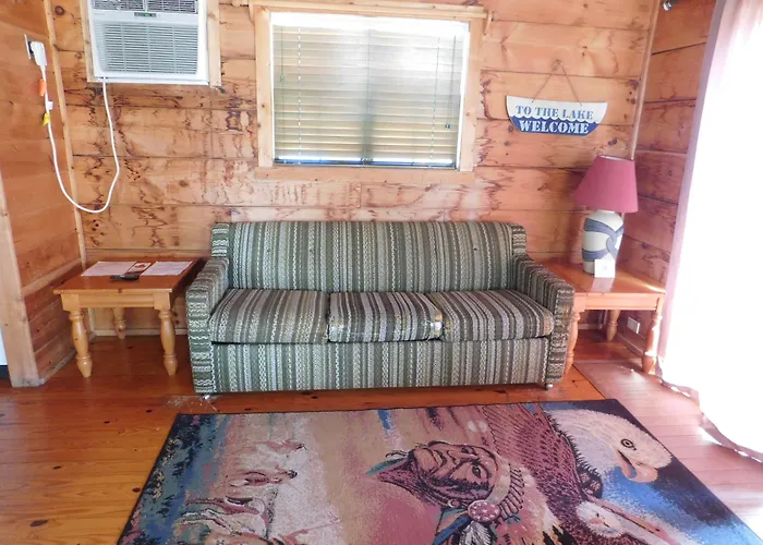 Camp Mack Lodge, Marina & Rv Resort