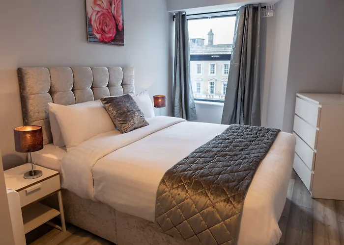 Hotel: The Gate Hotel