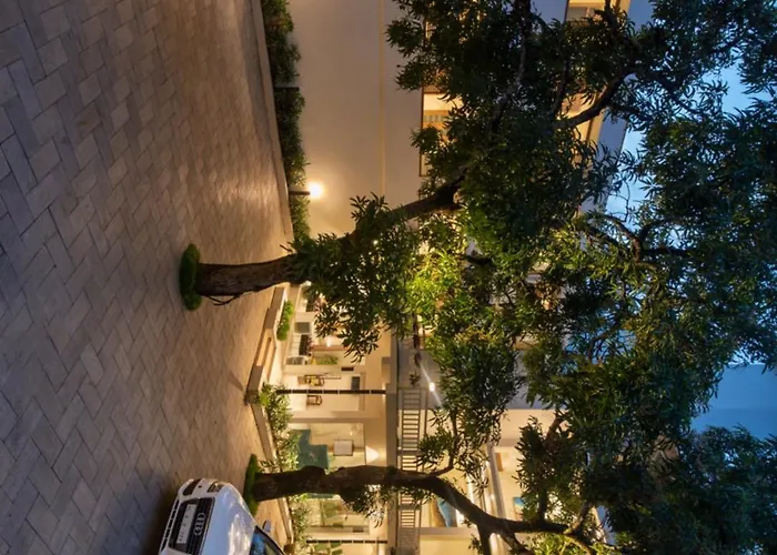 Time Square Boutique Hotel & Spa