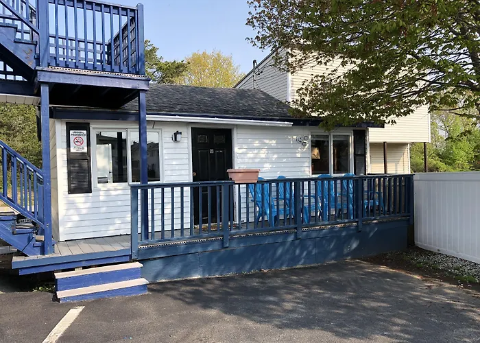 Family Hotel: Island View Motel