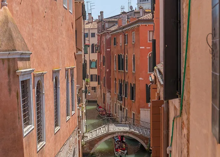 Hotel 4 stelle: Canal View San Marco Luxury Rooms