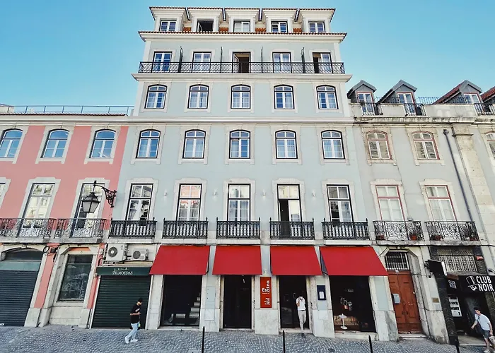 Hôtel pour familles: Esqina Cosmopolitan Lodge