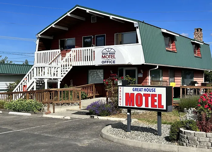 Motel: Great House Motel