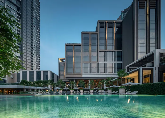 Jacuzzi hotel: Four Seasons Hotel Bangkok At Chao Phraya River