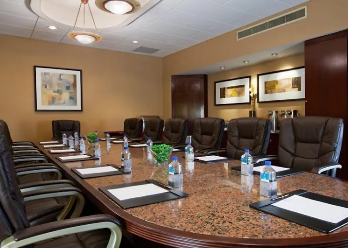 4 star hotel: Wyndham Houston West Energy Corridor