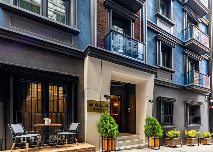 Sala Suites