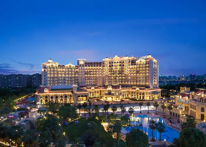 Radisson Blu Forest Manor Hongqiao - Near Necc