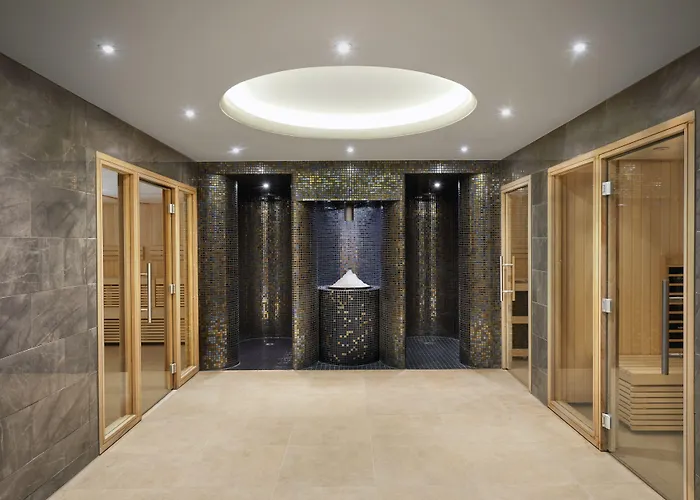 5 star hotel: Buxton Crescent