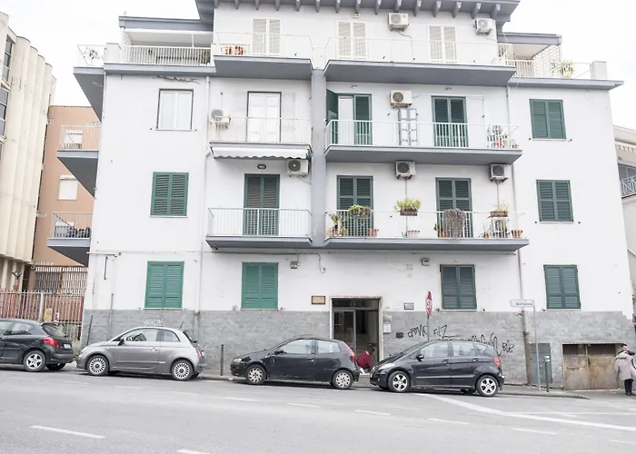  Dimora Flegrea Room & Breakfast