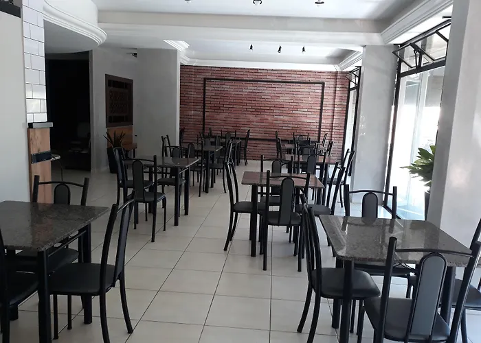 Hotel central: Hotel Romanville