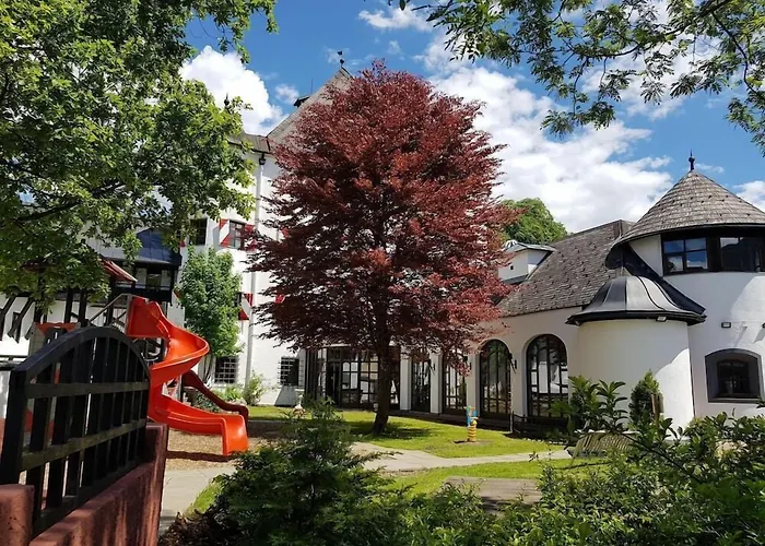 Family Hotel Schloss Rosenegg