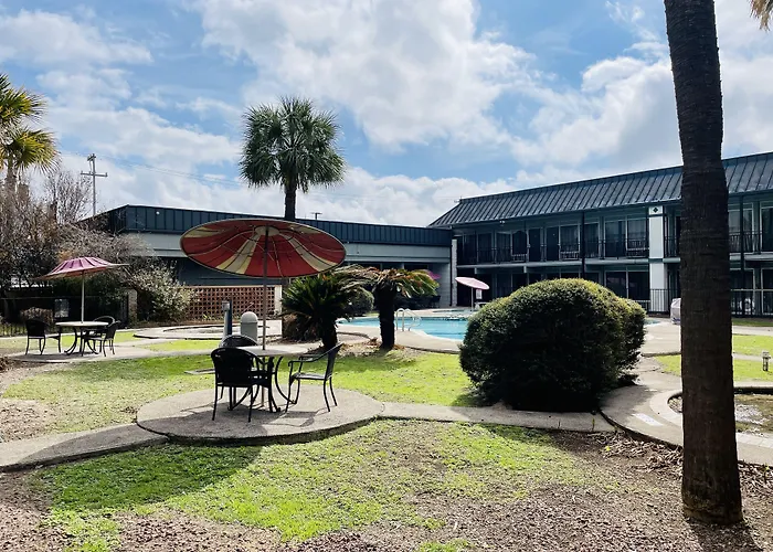 Airport Hotel: Extended Stay Sa