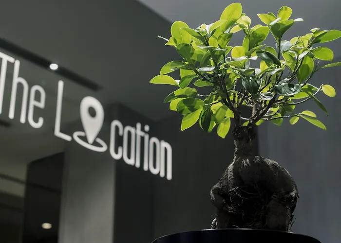 Jacuzzi hotel: The Location Hotel